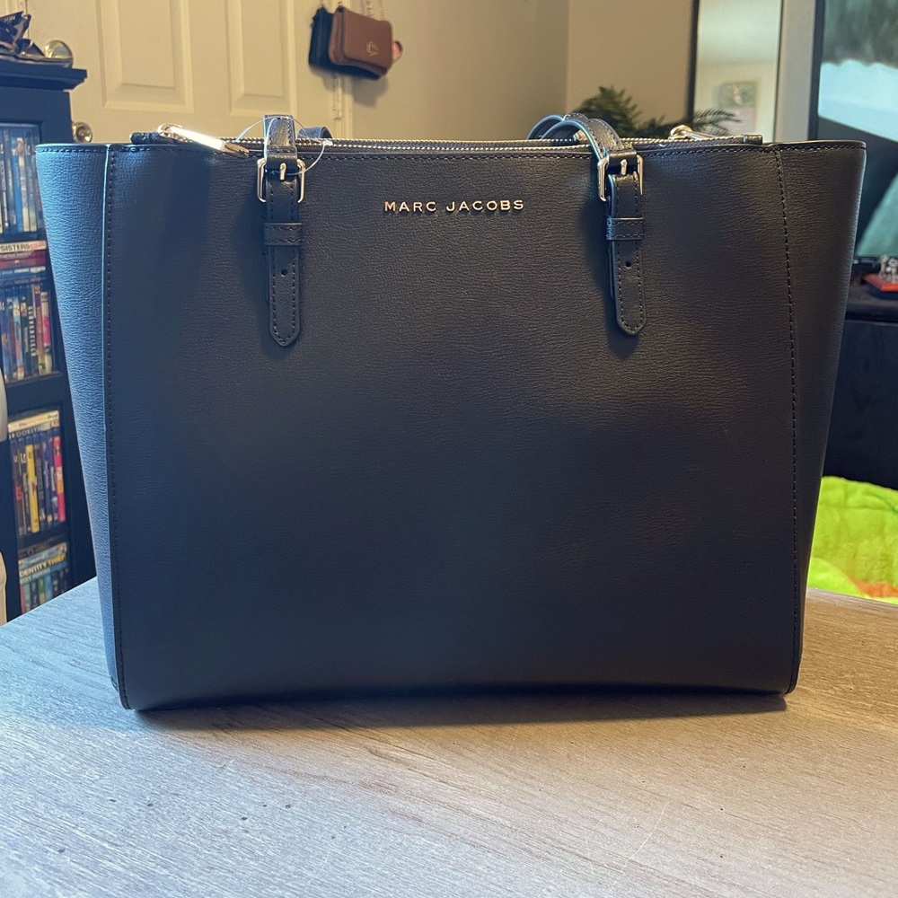NWT MARC JACOBS SHOULDER BLACK TOTE